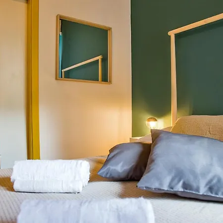 26 Urban Bed and breakfast 3*