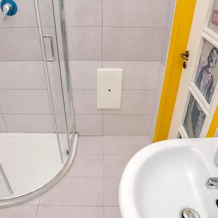 26 Urban Nocleg ze śniadaniem 3*